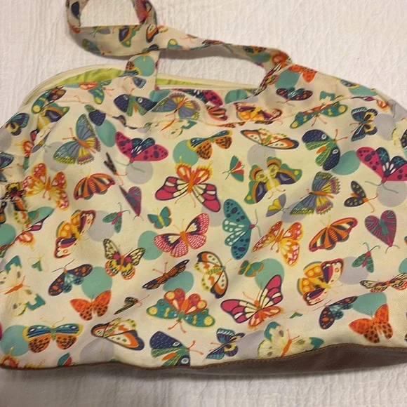 Lily Zen by Lily Bloom Butterfly Twister Morgan Weekender Bag. - Picture 9 of 13